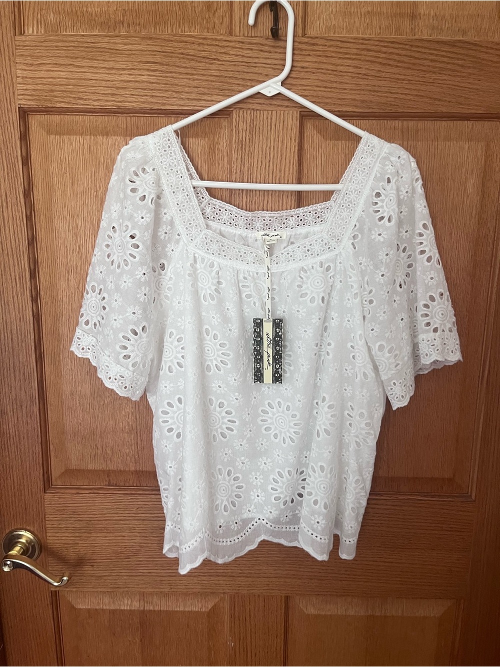 Ultra Pink White Eyelet Lace Square Neck Blouse